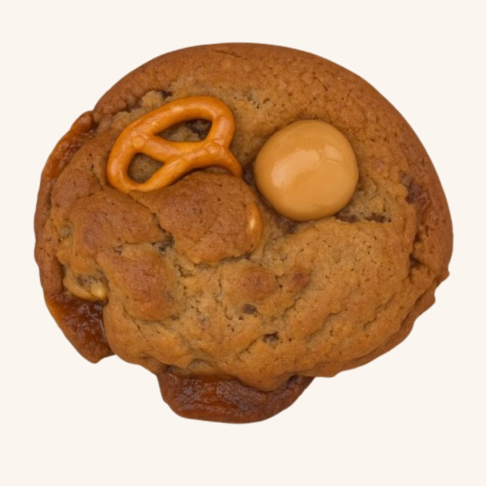 Golden Twist — Pretzel & Caramel (Stuffed)